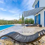 Shana Villa