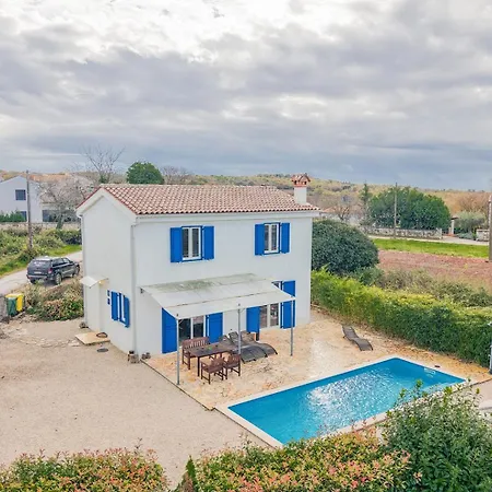 Villa Shana