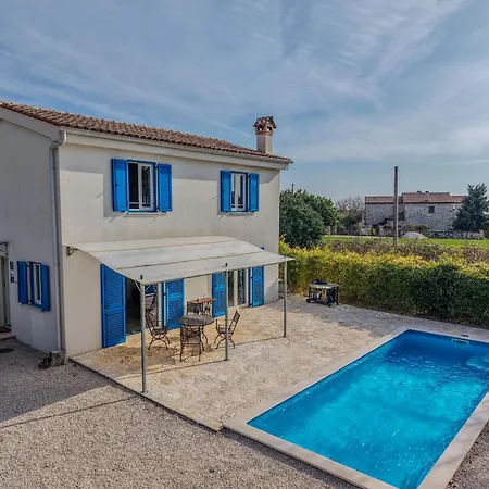 Shana Villa Višnjan